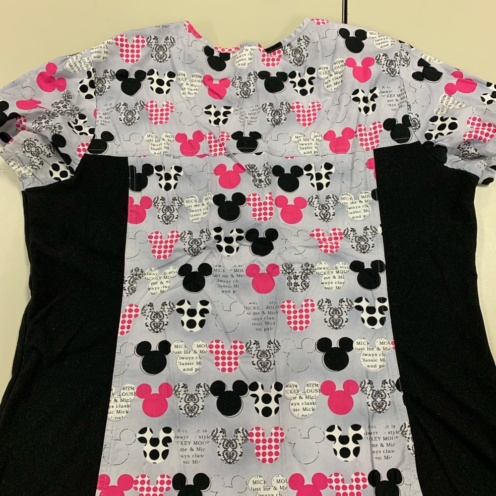 Disney Scrub Top Mickey XL